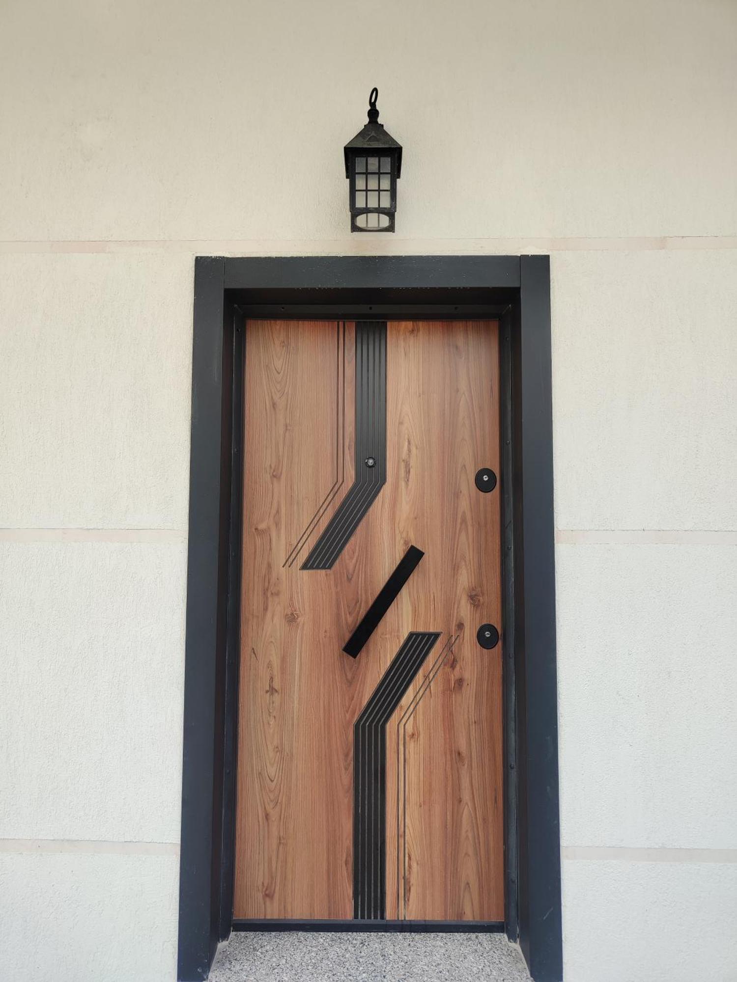 New Apartment Close To Sea And Downtown Vlorë Buitenkant foto