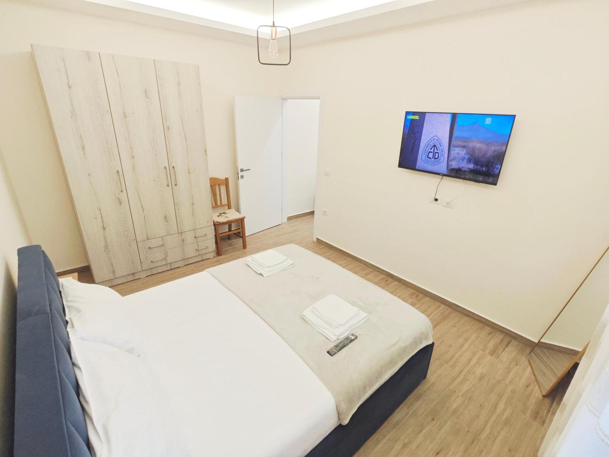 New Apartment Close To Sea And Downtown Vlorë Buitenkant foto